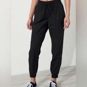 ❤️ Hollister High-Rise Cotton Blend Twill Jogger Pants